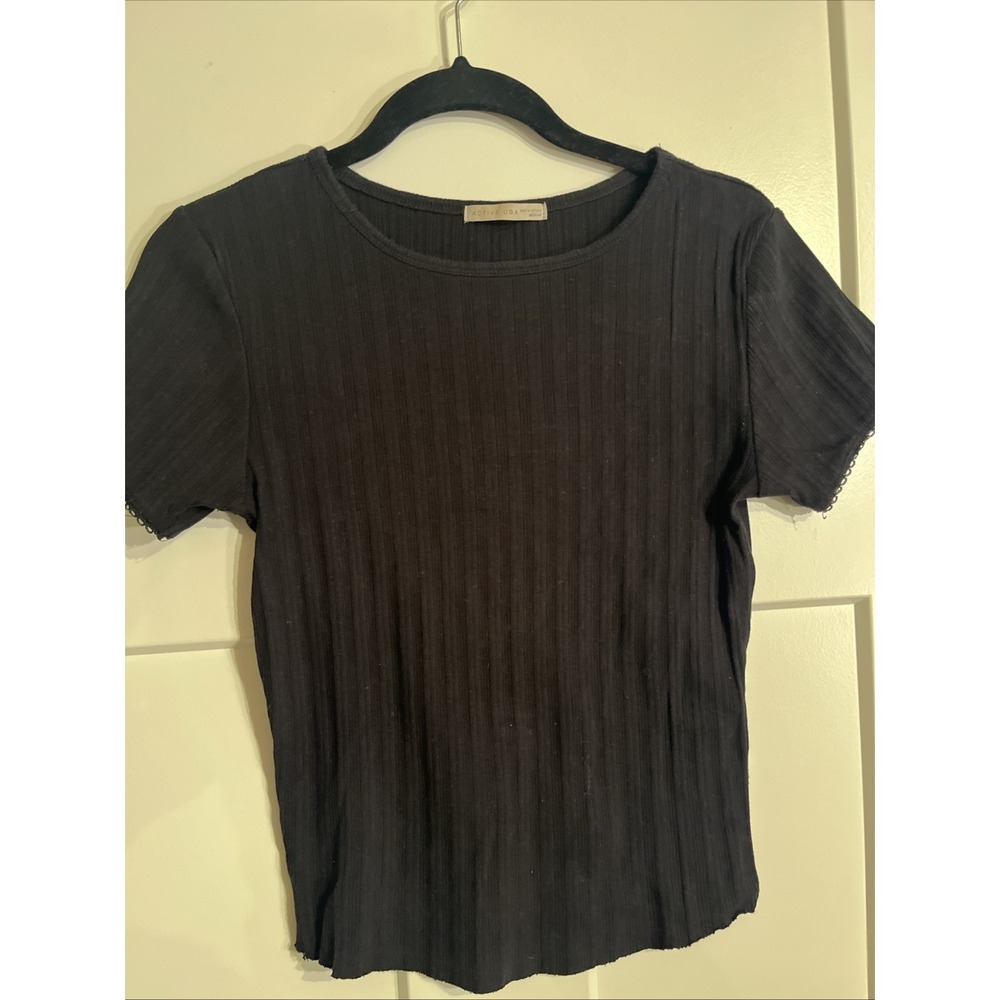 Active USA Women's Ribbed Black Tight Stretch Crop Top Size Medium